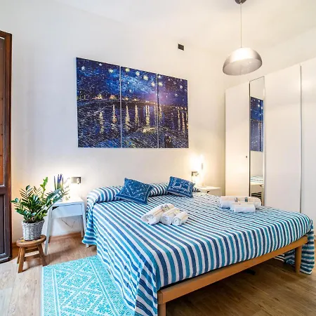 Little Diamond - City Centre Apartment Cagliari